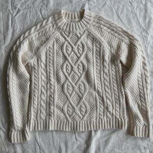 Abercrombie & Fitch Cable-knit sweater